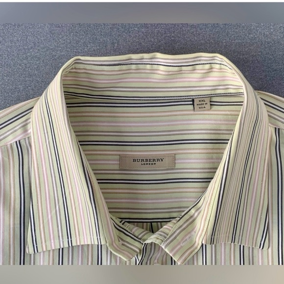 Burberry London Men’s Classic Nova Check Button-Down - Size XXL, Long Sleeve - Picture 3 of 4